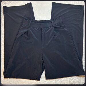 Vuori Black Villa Pants